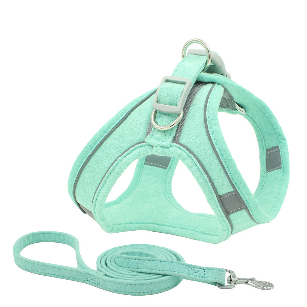 Green reflective cat harness with matching leash