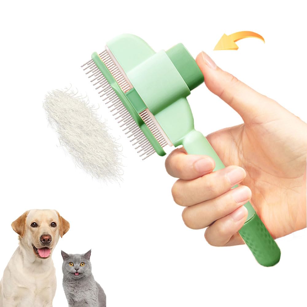 Pushing fur off the comb with the release button