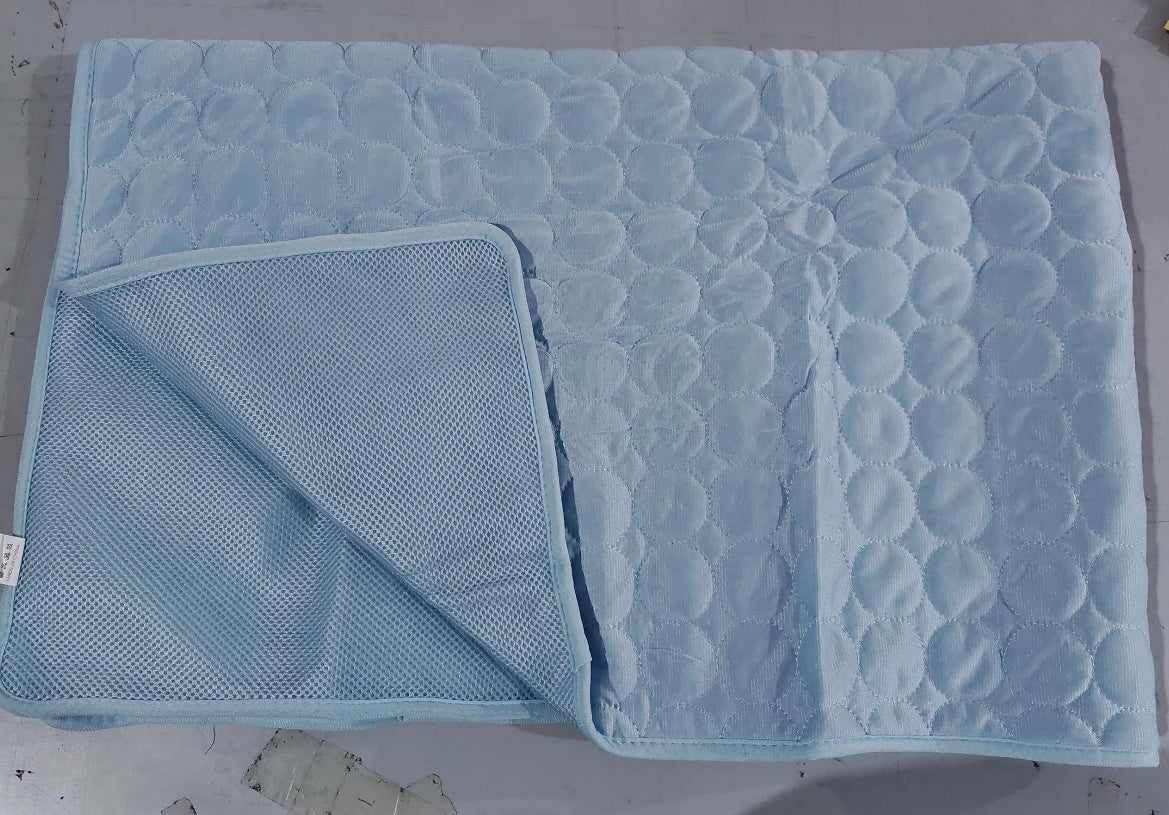 Cool-Touch Ice Silk Pet Mat for Dogs and Cats